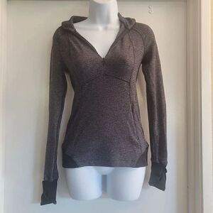 Lululemon Half-Zip Pullover Sweater With Thumb Holes Size 2